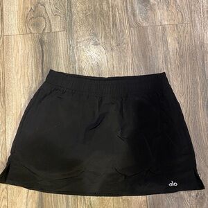 Alo skort size small